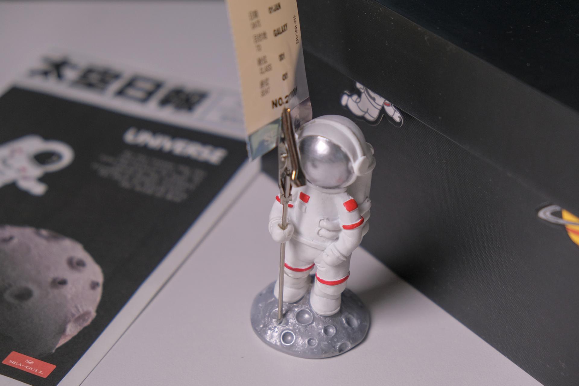 娴烽弗鏂囧垱鏈堢浉,娴烽弗鏈堢浉鑵曡〃鏂囧垱绀肩洅