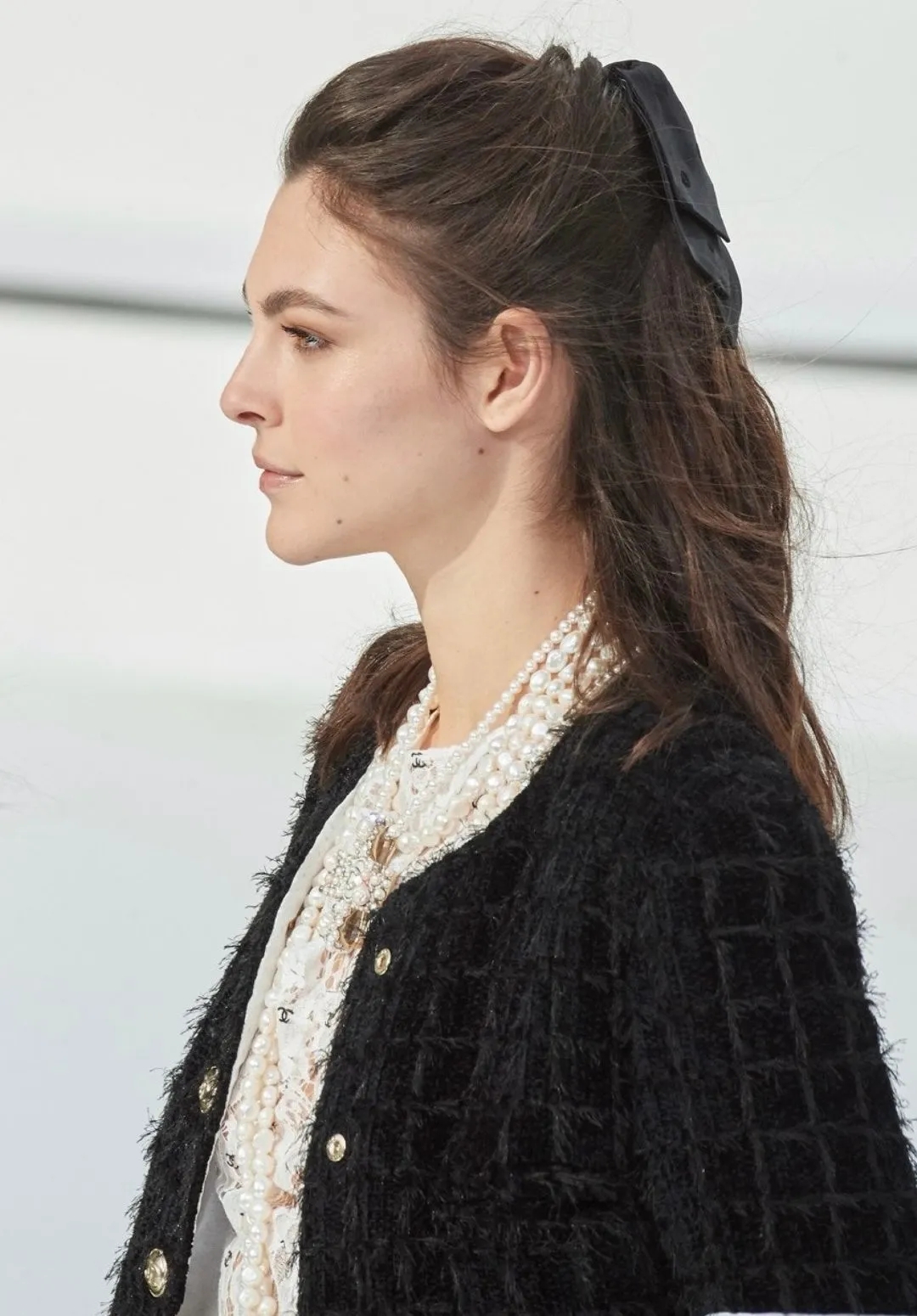 女生头上戴的小饰品叫啥,适合女朋友的头上饰品