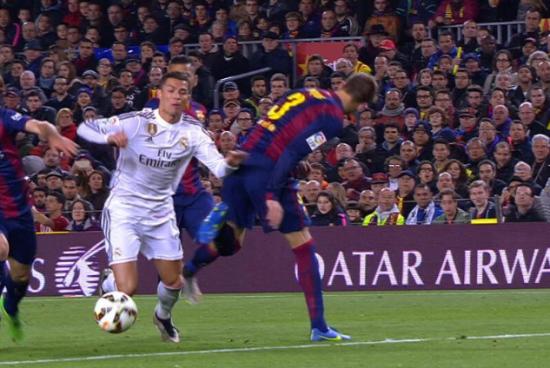 疯狂的足球之爆笑足球,足球那些无法超越的经典镜头搞笑