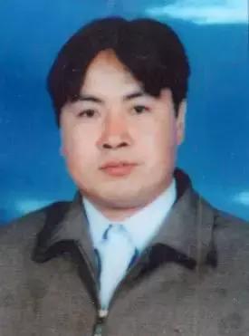 公安部通缉50名重大在逃人员，每人悬赏10万元！