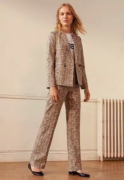 大牌的“嫡骨肉”，副线的“买得起”