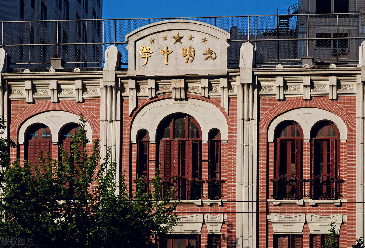 要是高中的老师也踢球，那中国足球就真的有救了