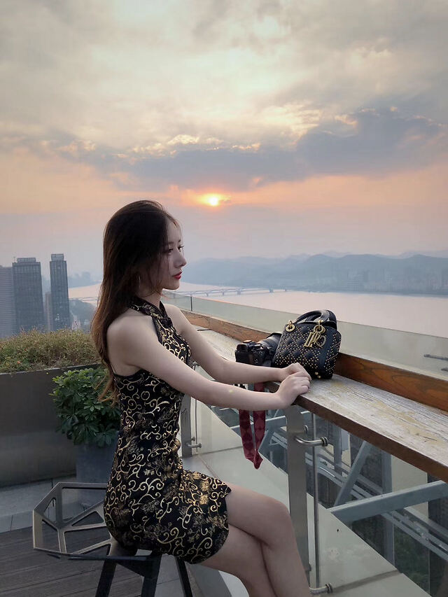 晨鸢互娱时尚达人“薄冰”让你知道时尚没有终点站，苏喂苏喂起来