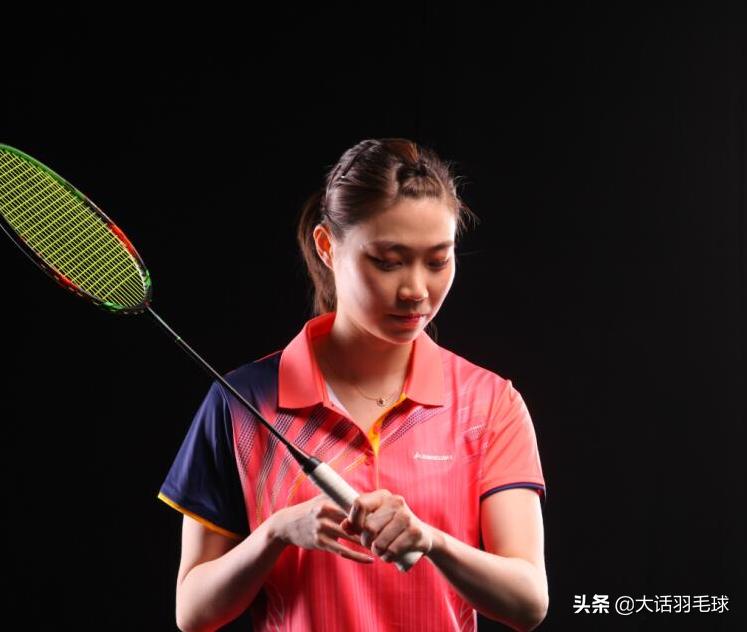 羽毛球反手高远球鞭打发力,羽毛球反手高远球训练方法