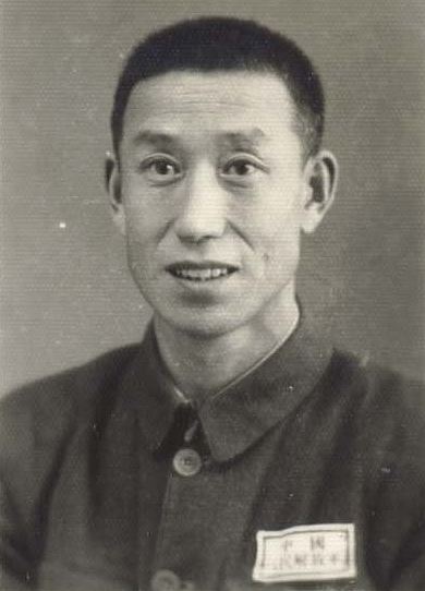 怀念老红军父亲：点滴回忆篆初心，寓于小处缅品行