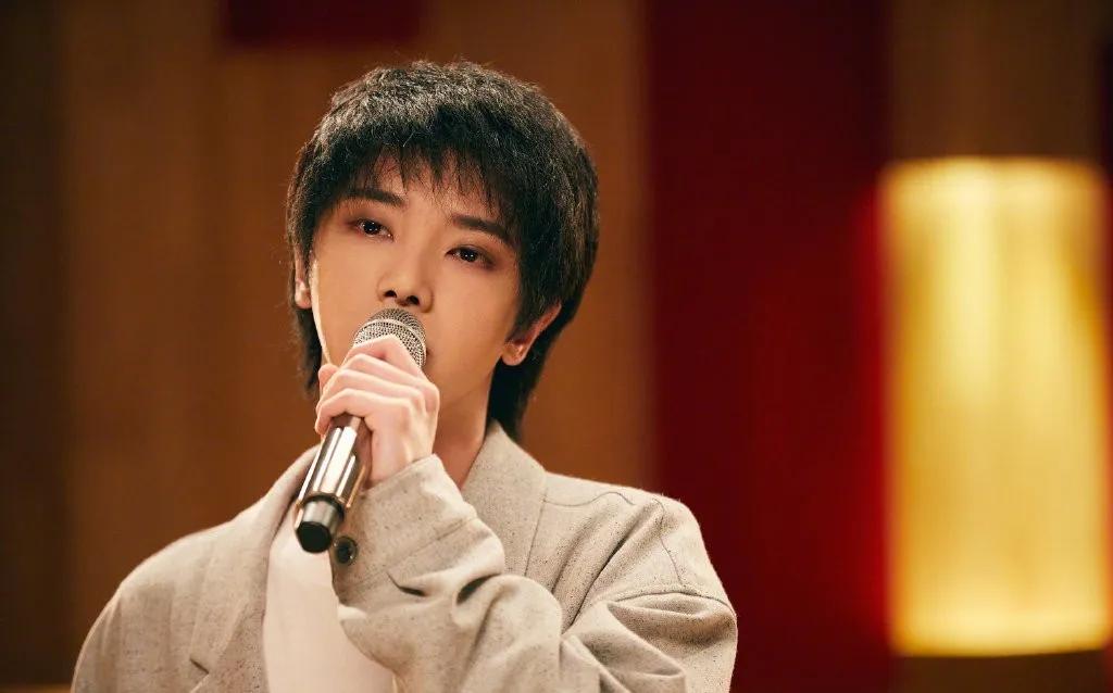 周深吉克隽逸综艺唱歌,周深吉克隽逸lettinggo完整版