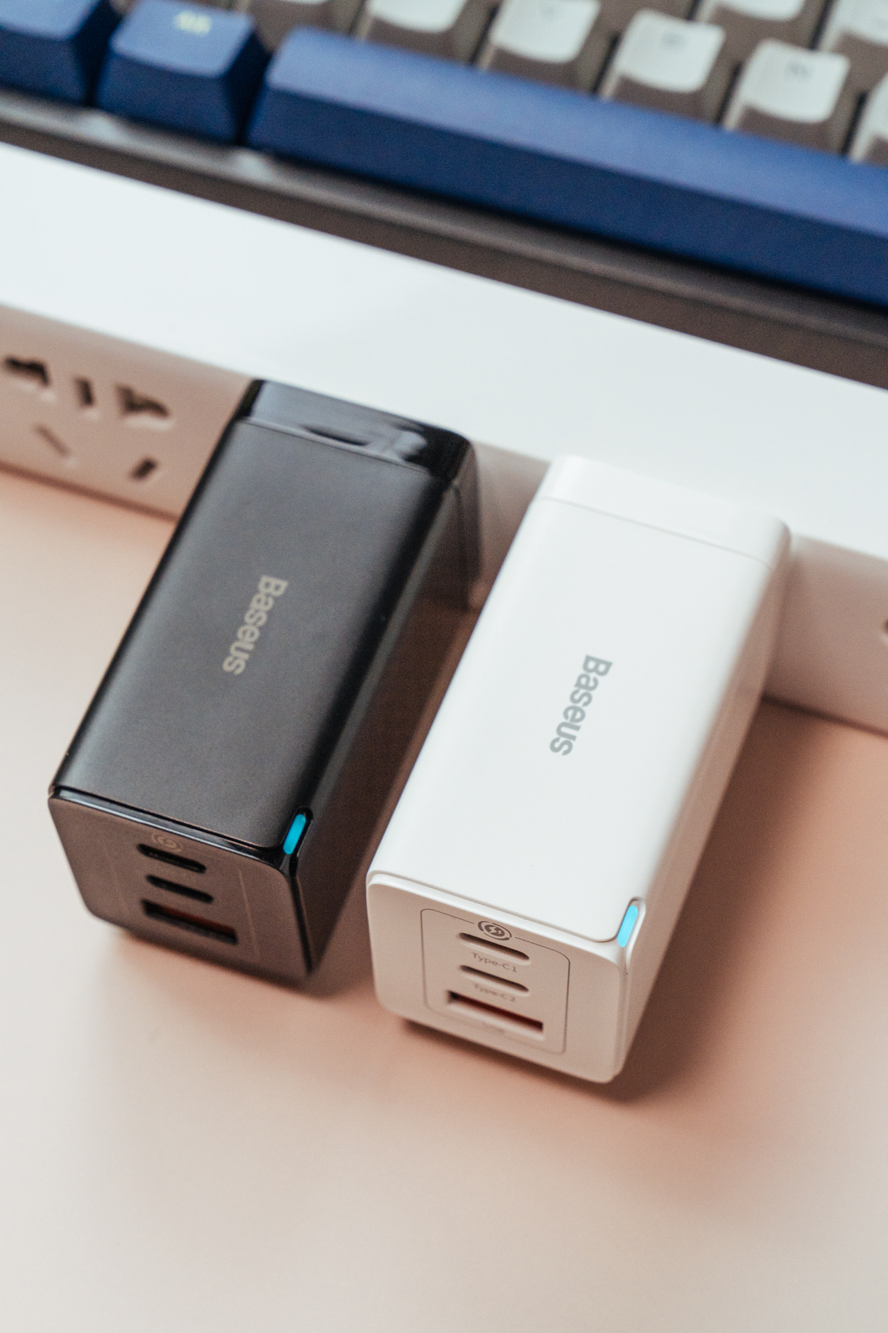 iphone1335w快充测评,iphone13充电头倍思评测