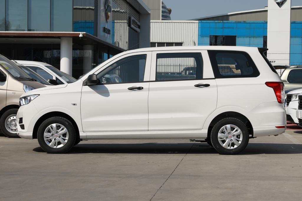 五菱宏光新款皮实,目前五菱宏光最新款车型