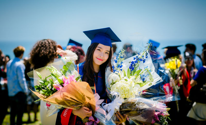 27岁回国创立珠宝新品牌新乡美女挑战平原路商圈年轻人超喜欢