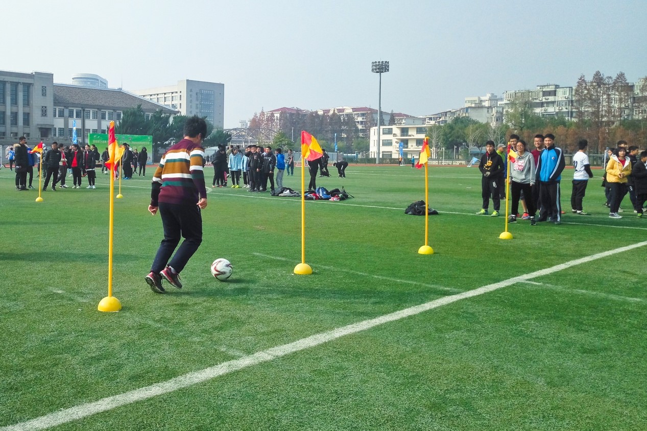 足球比赛小达人,足球小达人视频比赛