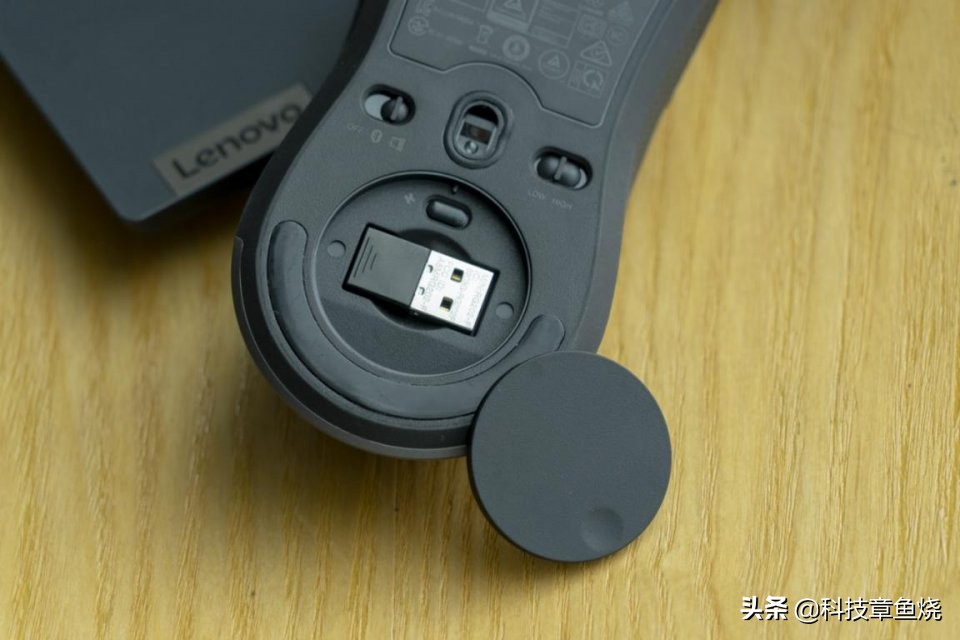 联想鼠标拯救者m600,联想拯救者m600鼠标有几种颜色