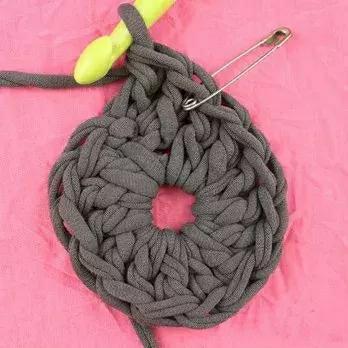 简单圆凳子毛线钩法,毛线钩圆凳子垫子教程视频