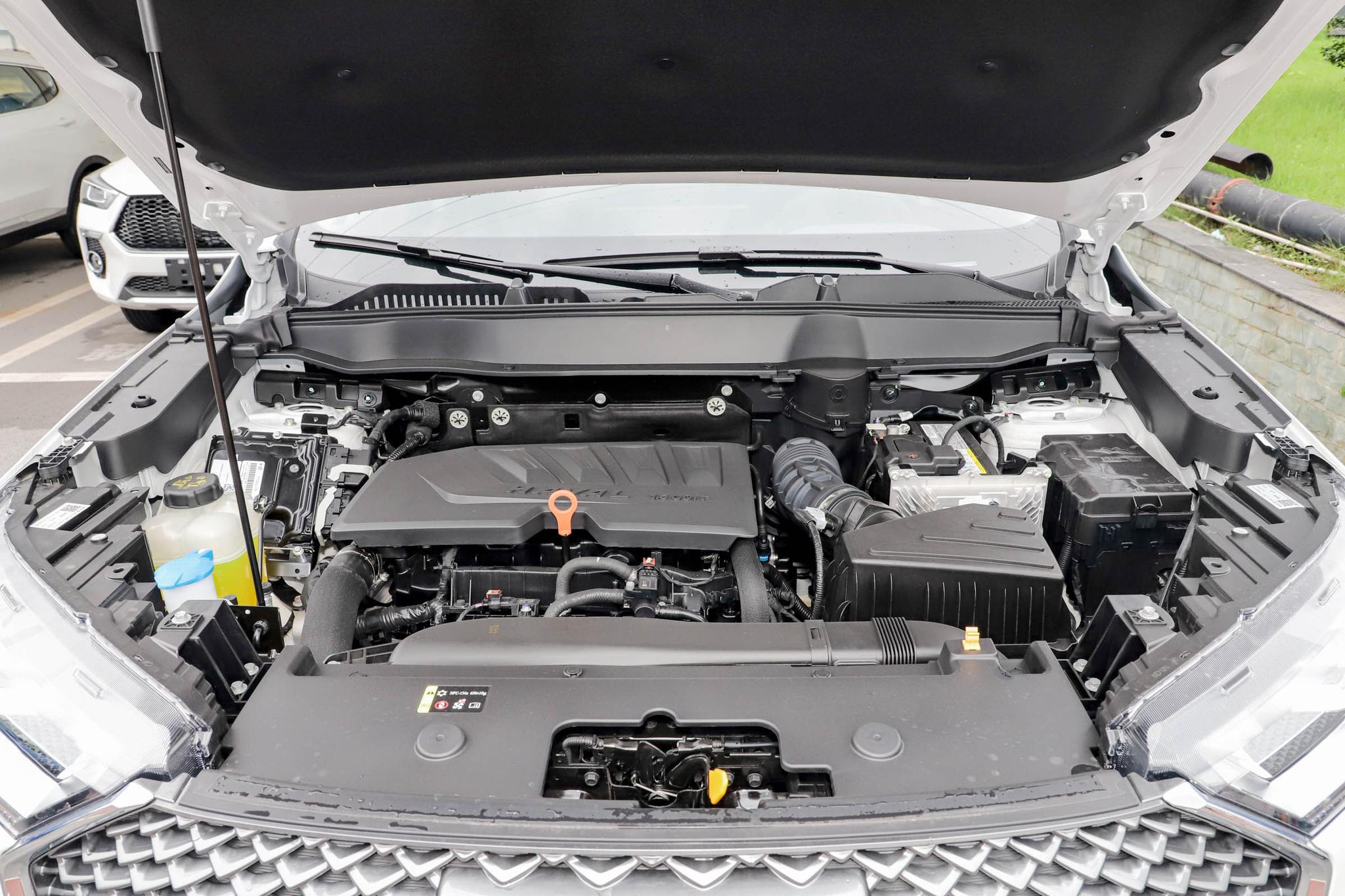 哈弗h6第三代1.5t和2.0t油耗差距,都说哈弗h6国潮版省油