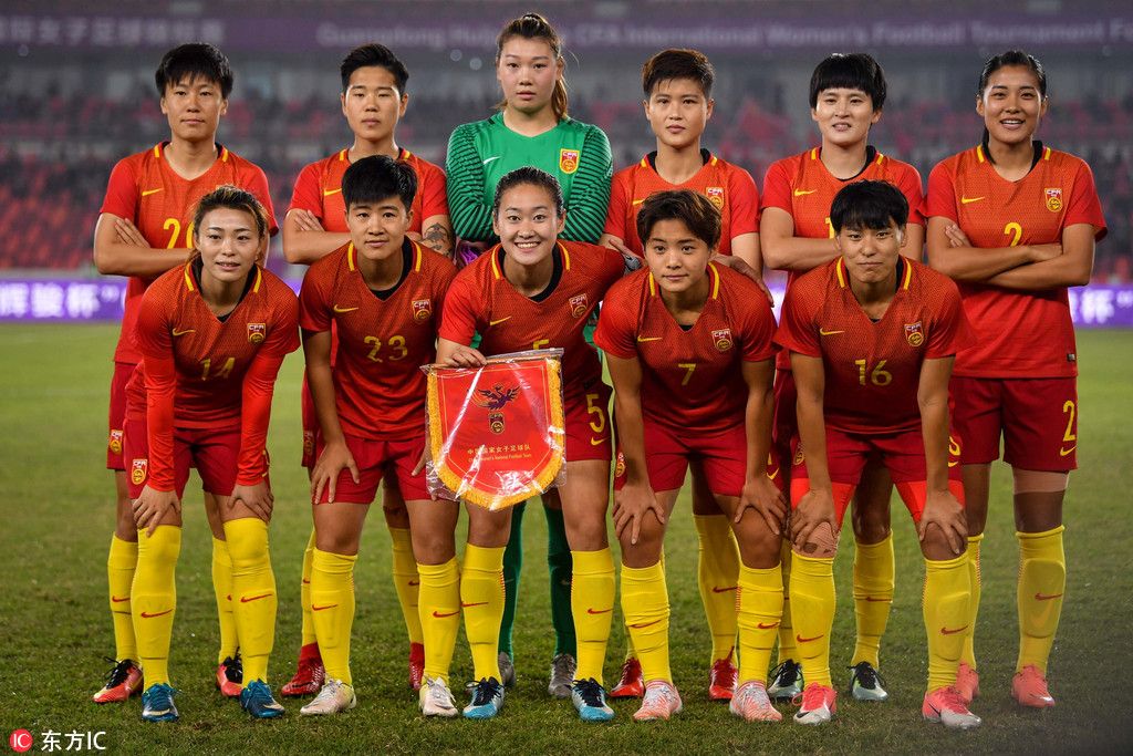 中国女足vs意大利王霜被踢视频,中国女足王霜哭了采访