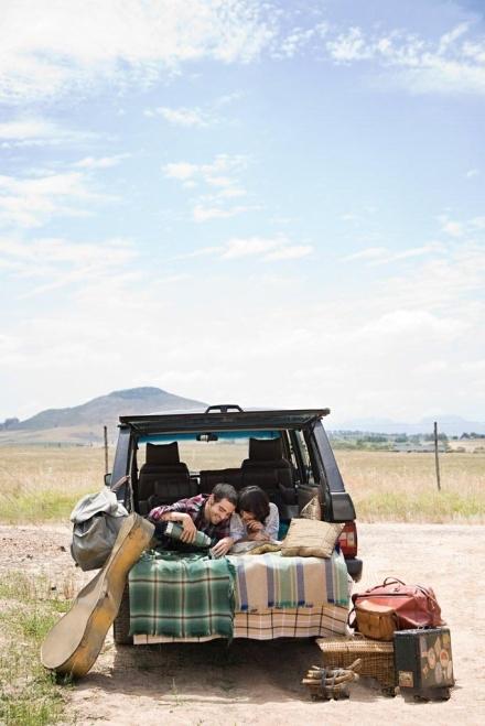 100句跟女生聊天幽默开场白,如何和女生聊天避免尬聊