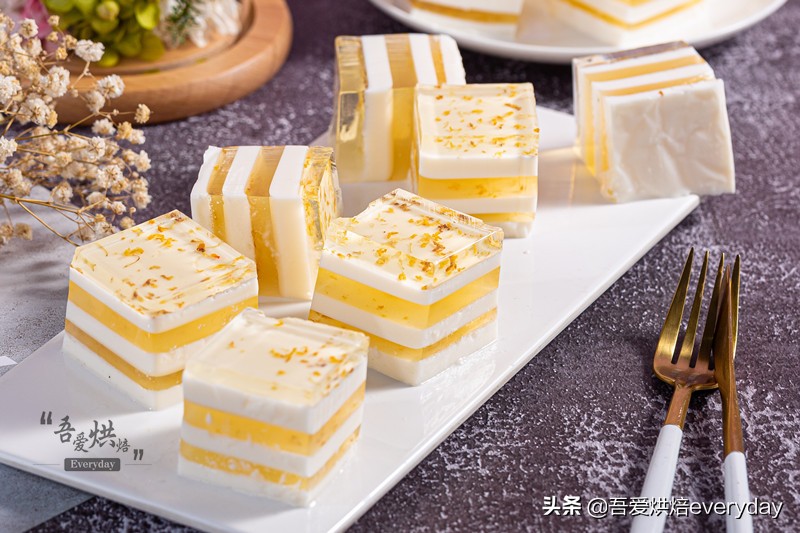 美哭的椰汁桂花糕,晶莹剔透,你还舍得吃吗?