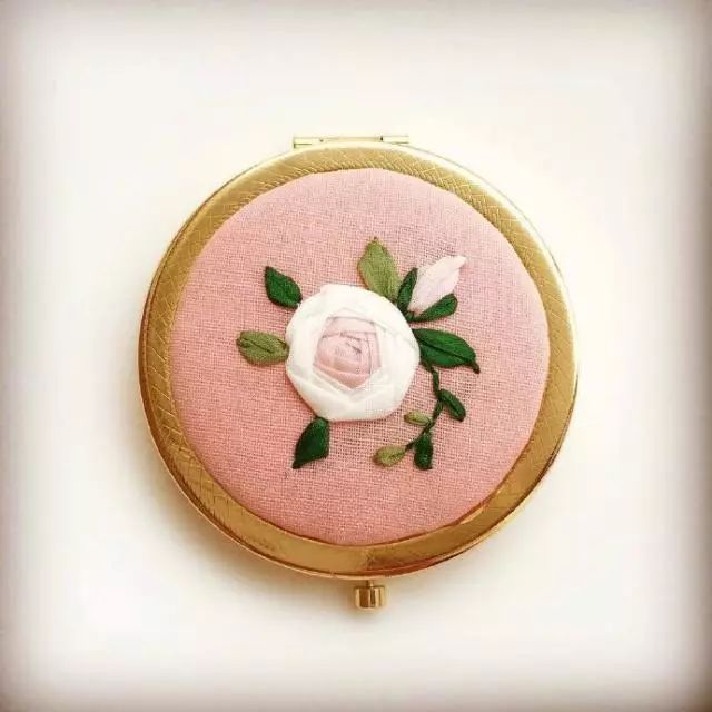 丝带绣教程大全简单,丝带绣的入门教程