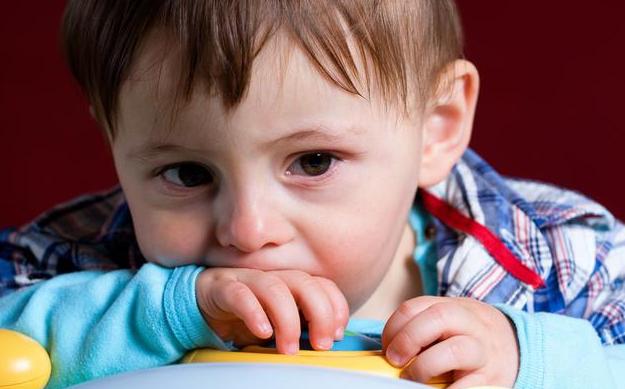 孩子见娘为什么要哭三场,孩子见了娘无事哭一场的视频