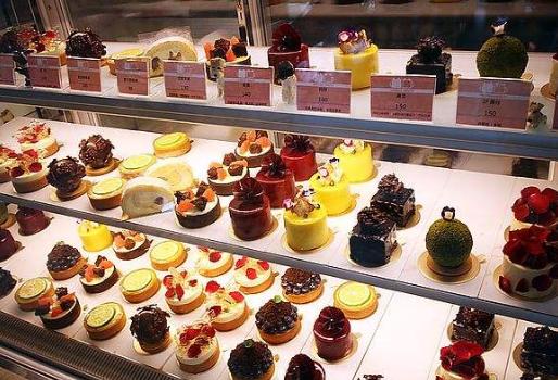 90后创业开家甜品店怎么样,三个月开了3000多家奶茶店