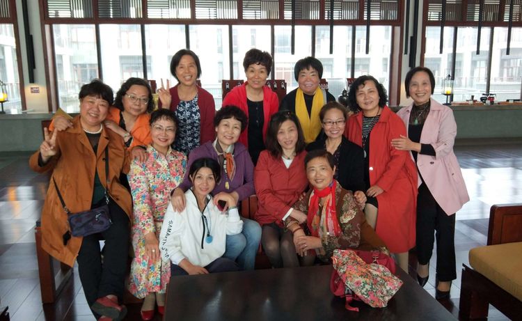 岁月不老我们不散全文,岁月不老我们不散什么意思