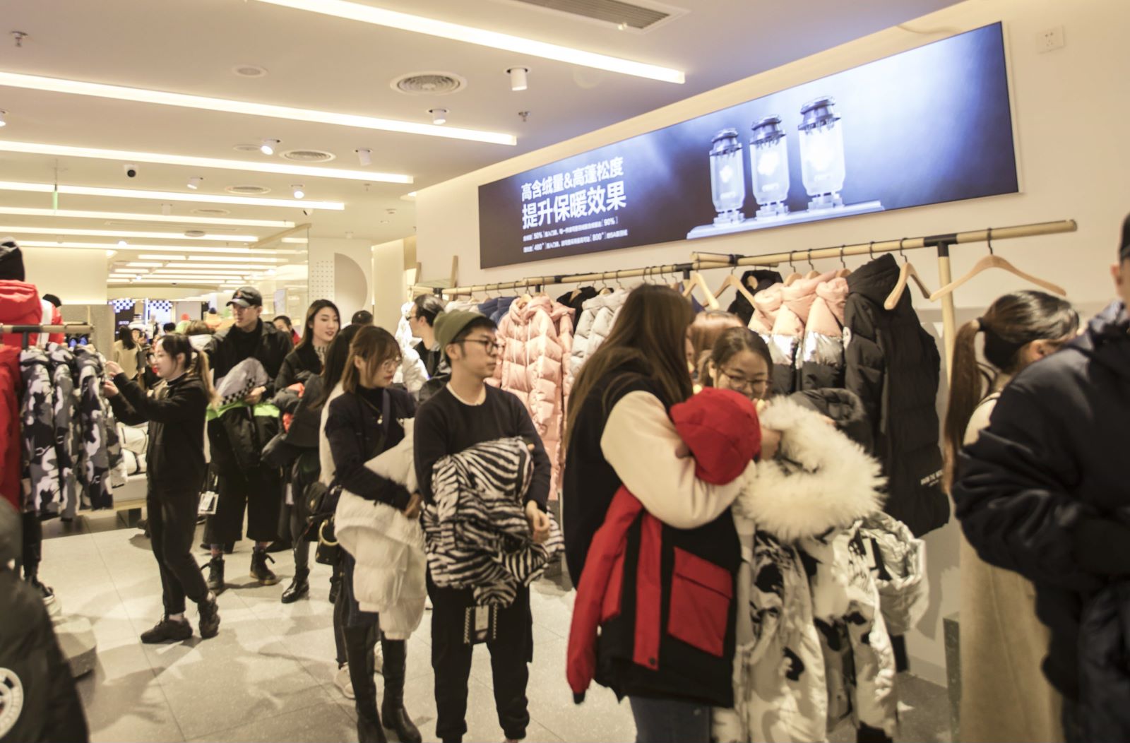 波司登羽绒服极寒穿搭,冬羽绒服高级感穿搭波司登