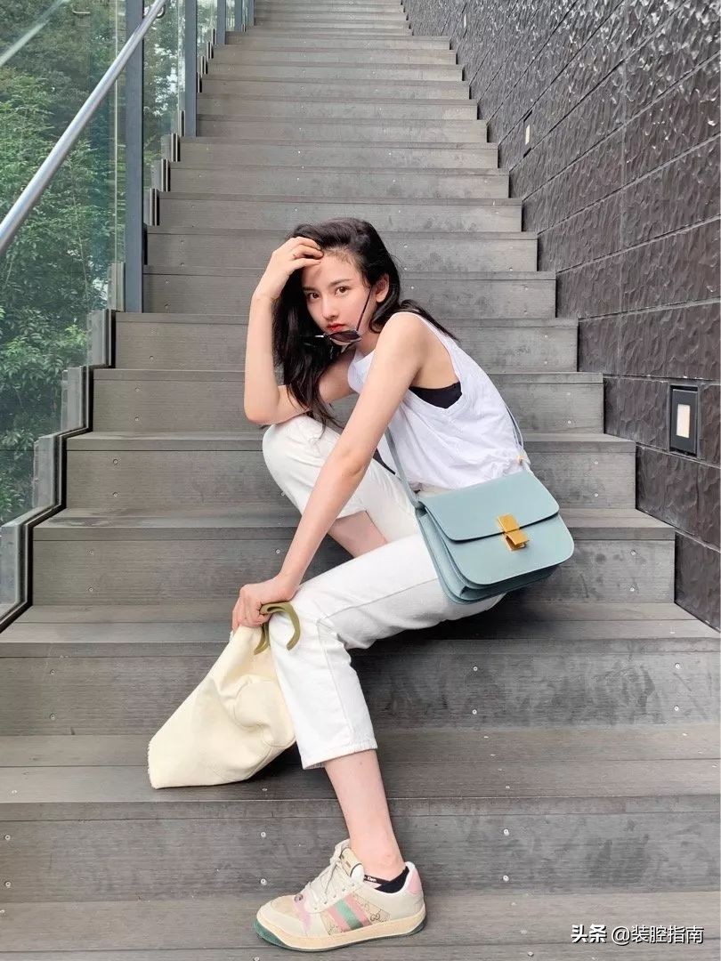 宋祖儿现在穿什么衣服好看,宋祖儿同款衣服怎么穿