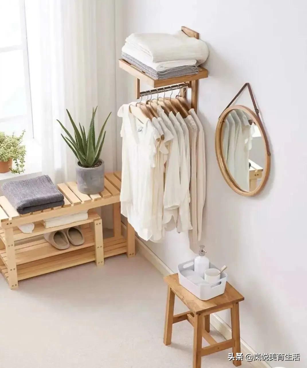 沙发上乱扔衣服,沙发上的衣服乱放怎么办