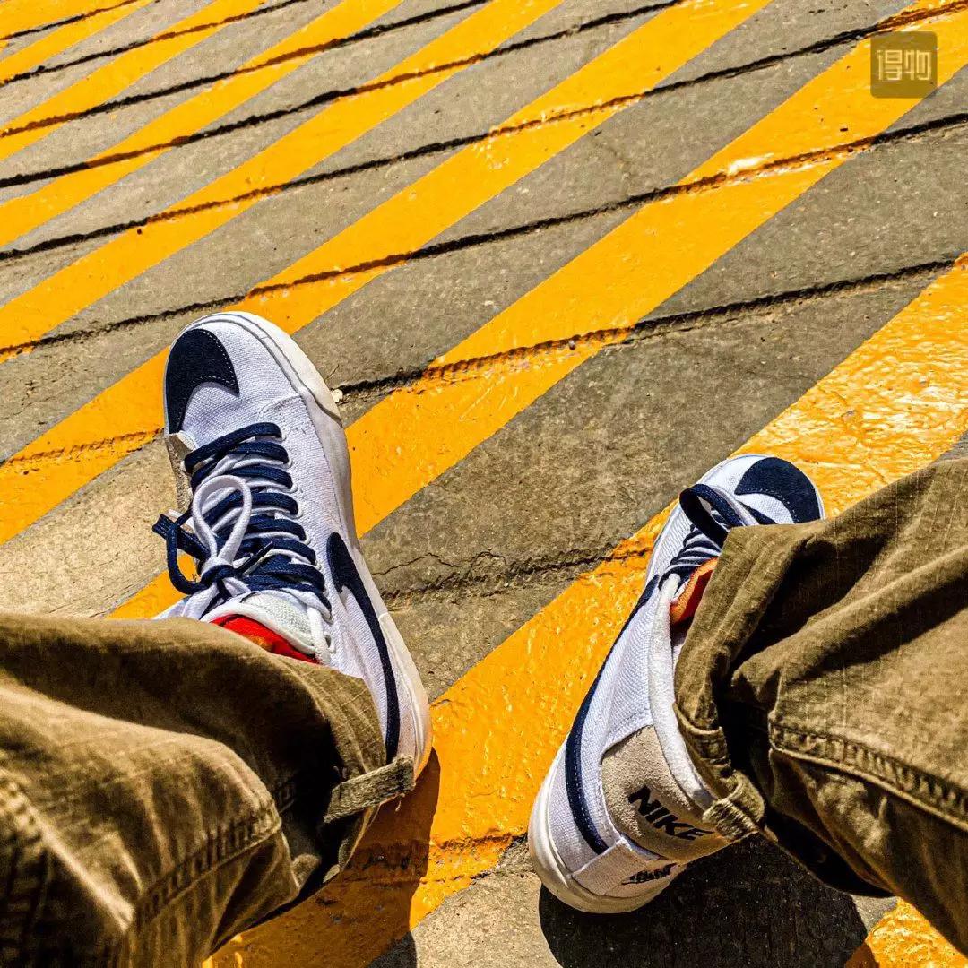 估值10亿美元的炒鞋平台“毒”APP，改名“得物”想转型做这个？