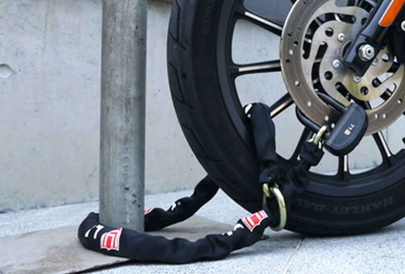 摩托车被偷了没有钥匙怎么办,摩托车怕被偷应该装个什么东西