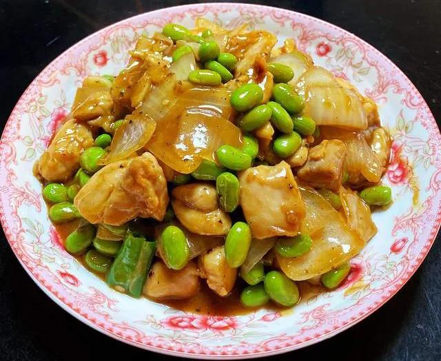 黑椒鸡肉怎么炒不柴,黑椒鸡肉怎么腌制下火锅