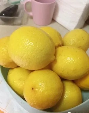自制柠檬蜂蜜茶胜过奶茶店,柠檬茶怎么做简单又好喝不加蜂蜜