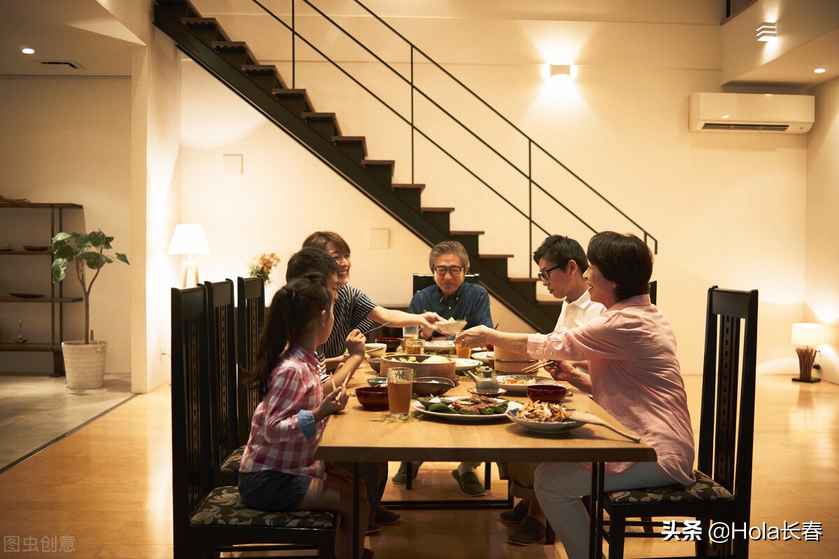 两人之间的代沟,两代人的代沟有多可怕