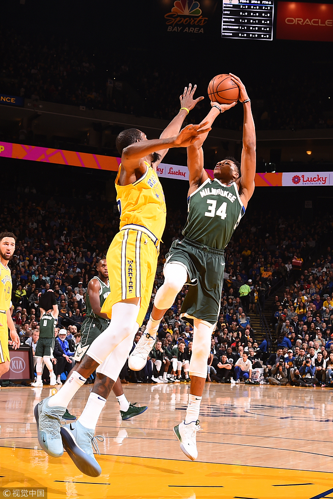 NBA今日球鞋精选：NIKE未来外线头牌“内战”塔克上脚稀有AJ4