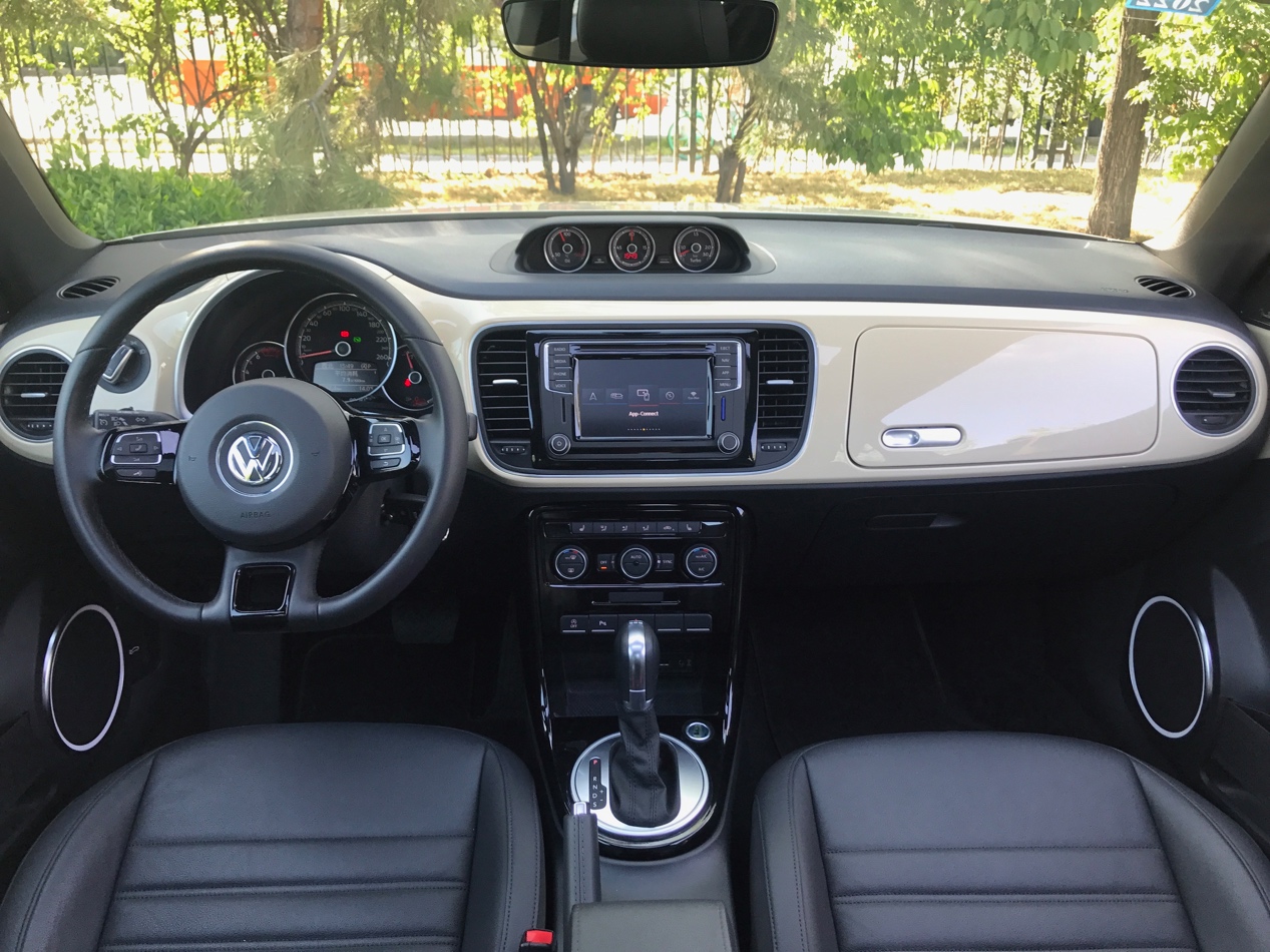 啊朋友再见周杰伦,大众甲壳虫2010款1.6试驾