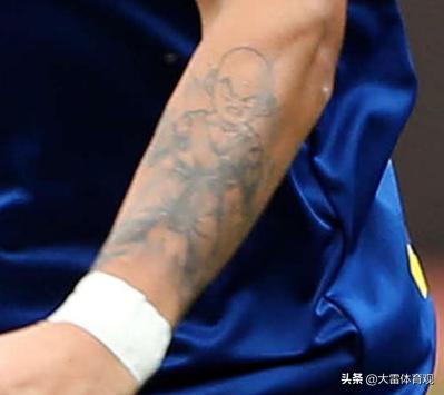 龙珠与足球,龙珠故事简介