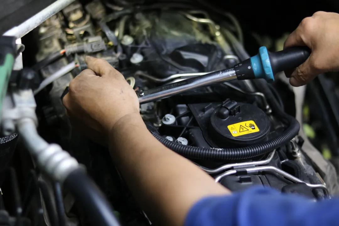 怪兽修车宝马,怪兽修车老车翻新天津