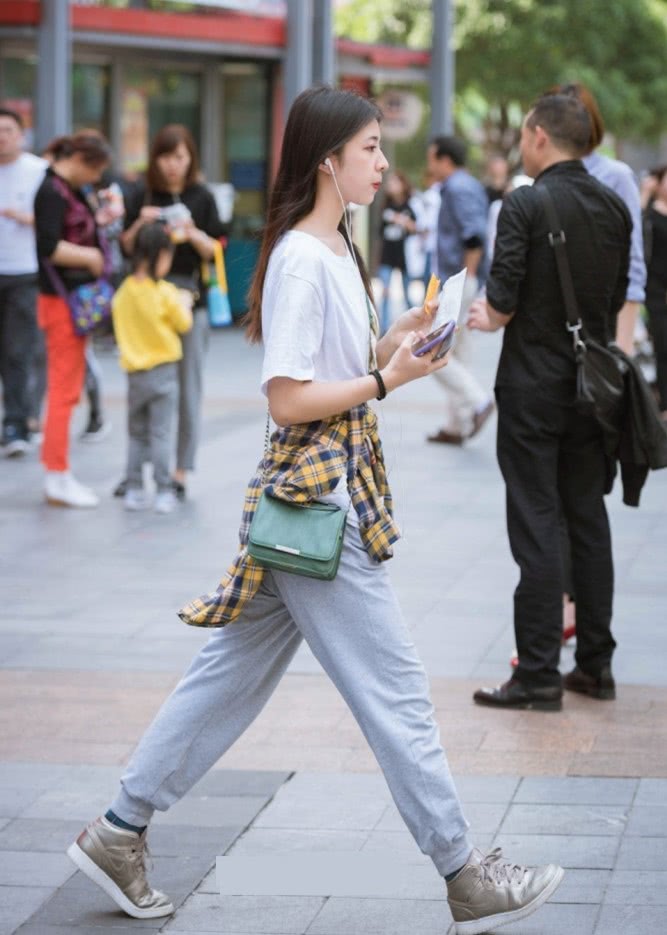 高逼格通勤鞋,容易变瘦的鞋