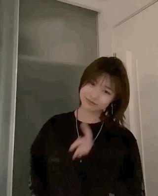 小苹果章子怡跳舞视频,章子怡继女小苹果晒跳舞视频