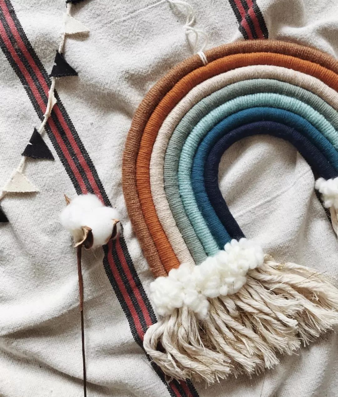 自制漂亮的挂毯,做彩虹云朵挂坠