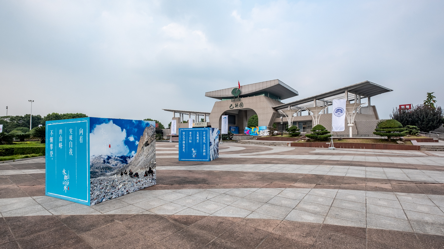 阳澄湖大闸蟹去哪吃比较正宗,阳澄湖大闸蟹在哪里吃最正宗