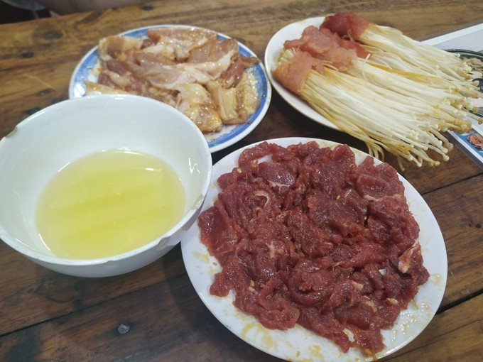 越南美女带妹子出游,越南美女旅游团