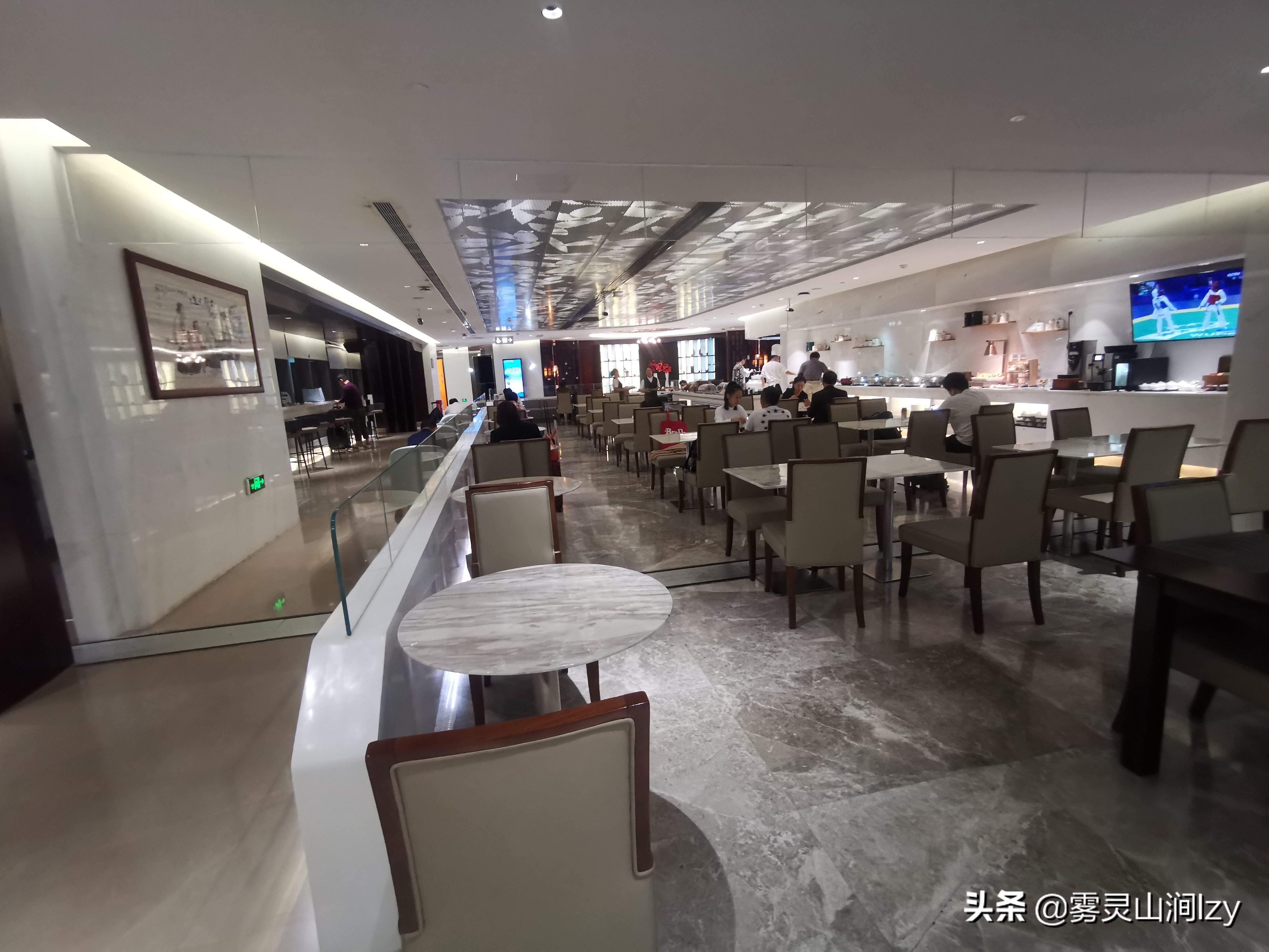 白云机场南航明珠贵宾休息室攻略,广州白云机场头等舱候机室