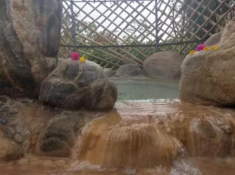 离昆明最近的硫磺温泉,云南真正的硫磺温泉