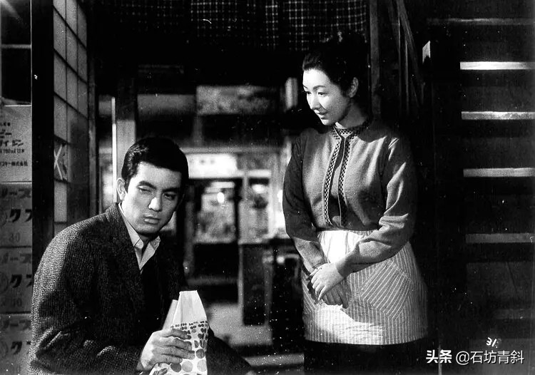 《情迷意乱》多情小叔和美丽嫂子的秘密悲伤中的强颜欢笑最寂寞