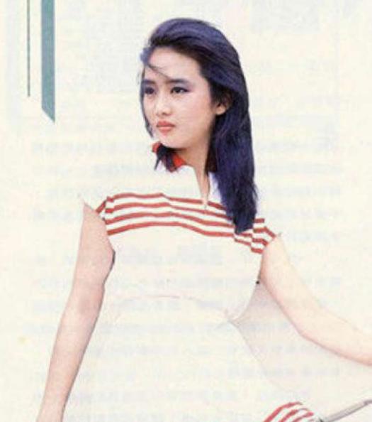 “天王”刘德华：经历了3段感情，最后为何选择朱丽倩？