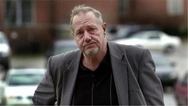 彩民喜中两亿捐赠五百万,彩民中2.19亿捐500万是真是假