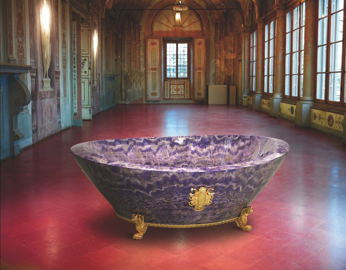 水晶石浴缸,人造石浴缸是什么材料的