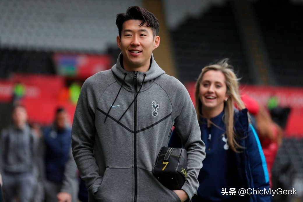 孙兴慜跟c罗的照片,女团杀手孙兴慜