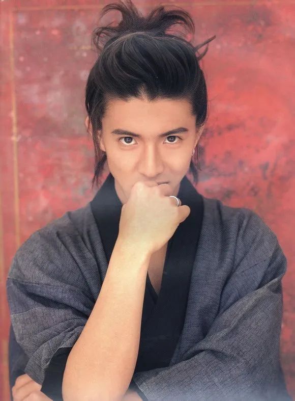 娱乐圈50岁仍单身的男明星,50岁还单身的男生