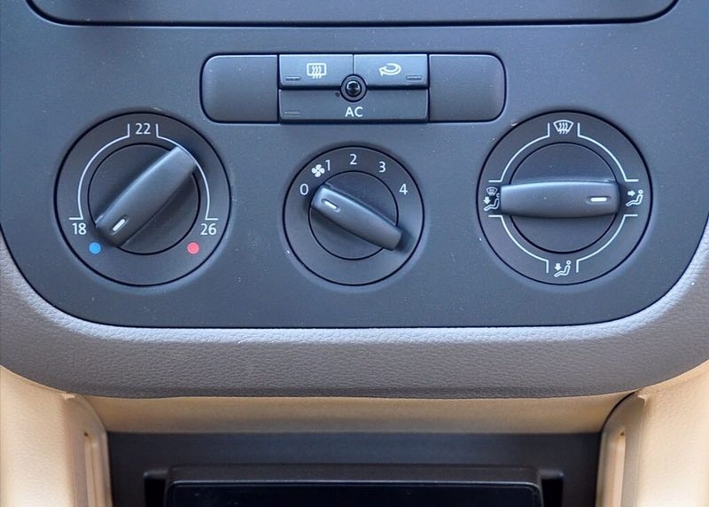 开了12年的速腾还能买吗,开了7年的速腾1.4